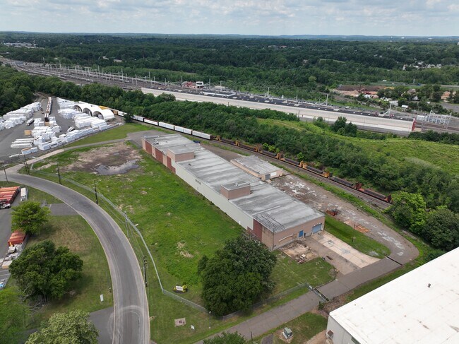 Plus de détails pour 299 Canal Rd, Fairless Hills, PA - Industriel à louer