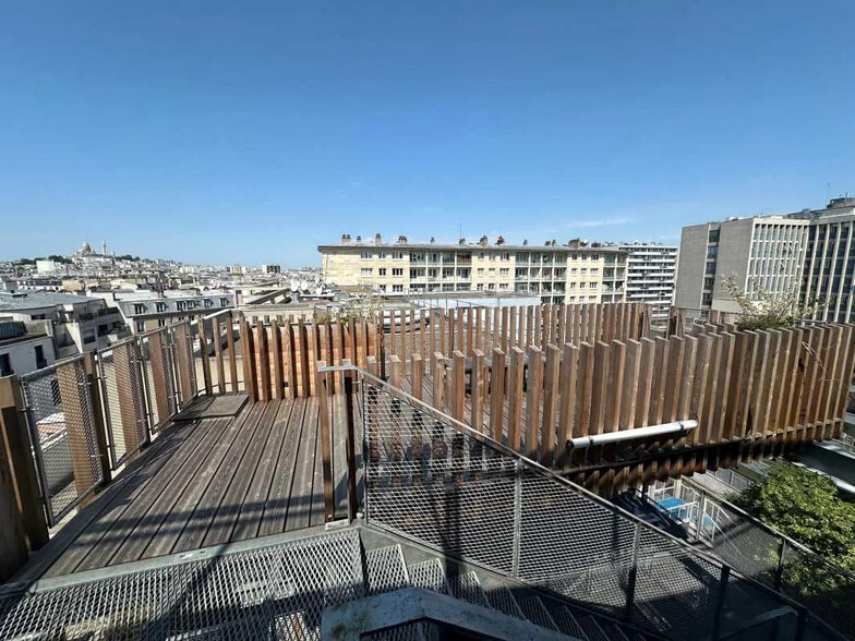 2-8 Rue Gaston Rébuffat, Paris for lease - Building Photo - Image 2 of 9