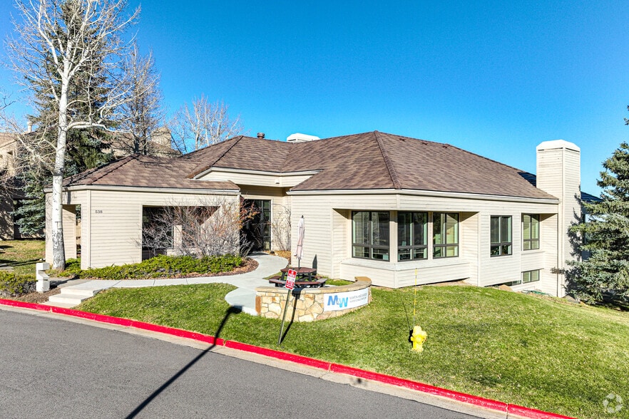 538 Commons Dr, Golden, CO for sale - Primary Photo - Image 2 of 36