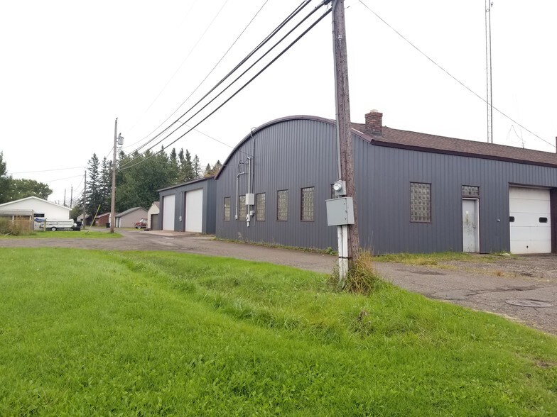 4001 E 2nd St, Superior, WI à vendre - Photo du bâtiment - Image 1 de 11