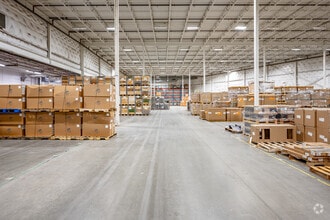 108 Monticello Rd, Weaverville, NC à louer Photo intérieure- Image 1 de 8