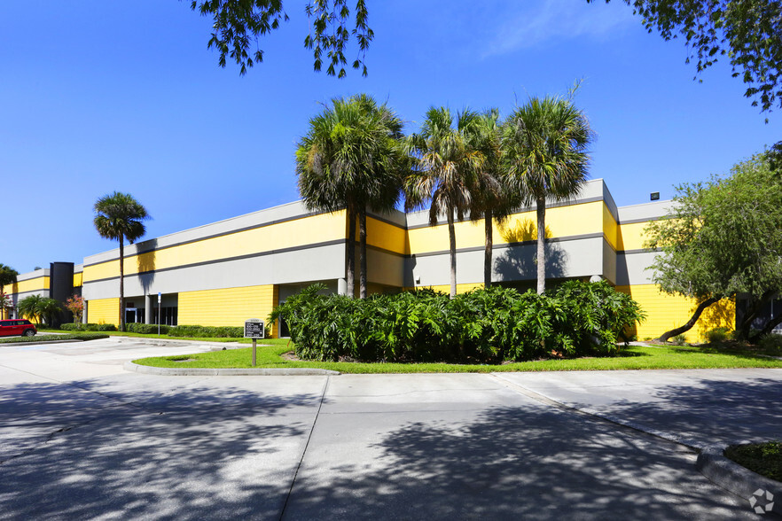 4400 140th Ave N, Clearwater, FL for lease - Building Photo - Image 2 of 3