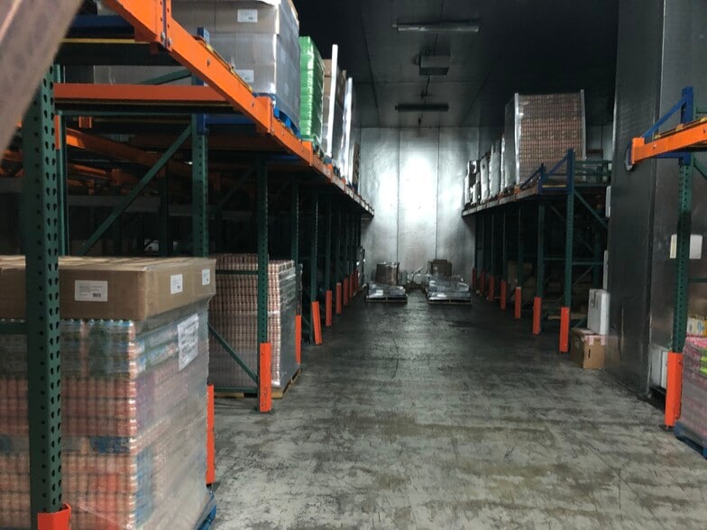 4567 Firestone Blvd, South Gate, CA for sale - Building Photo - Image 2 of 6