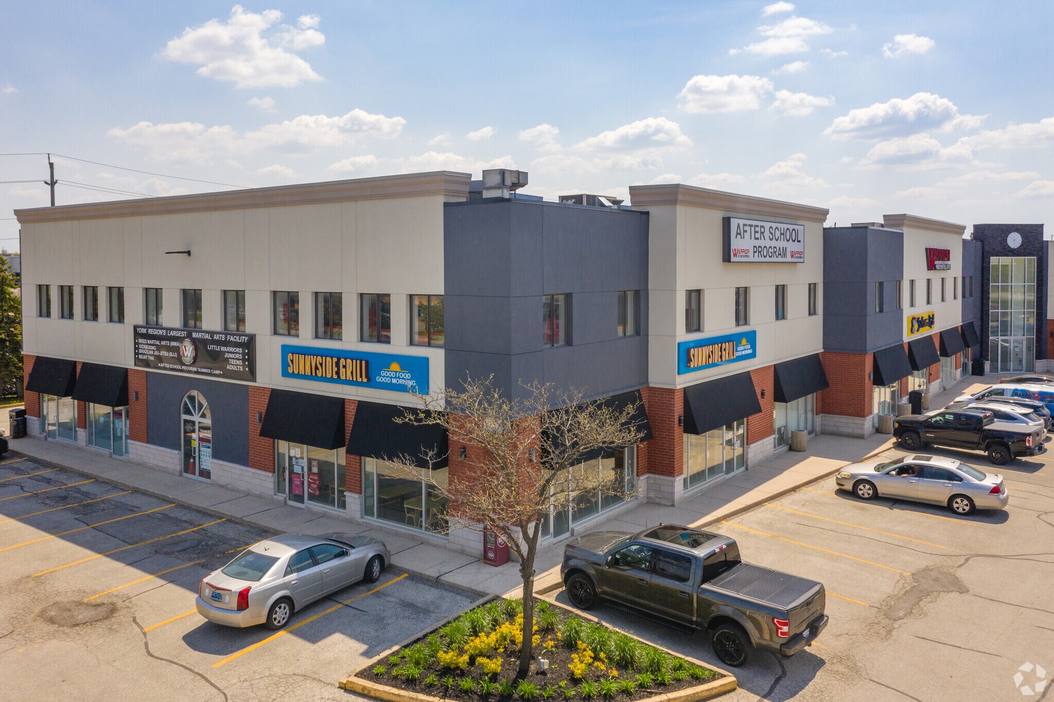 18075 Leslie St, Newmarket, ON à vendre Photo principale- Image 1 de 1