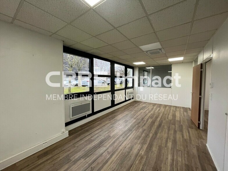 8 Allée René Fonck, Reims for lease - Interior Photo - Image 3 of 9