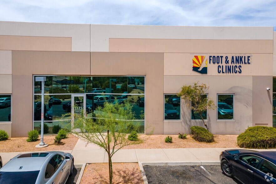 3540 E Baseline Rd, Phoenix, AZ à louer - Photo du bâtiment - Image 2 de 4