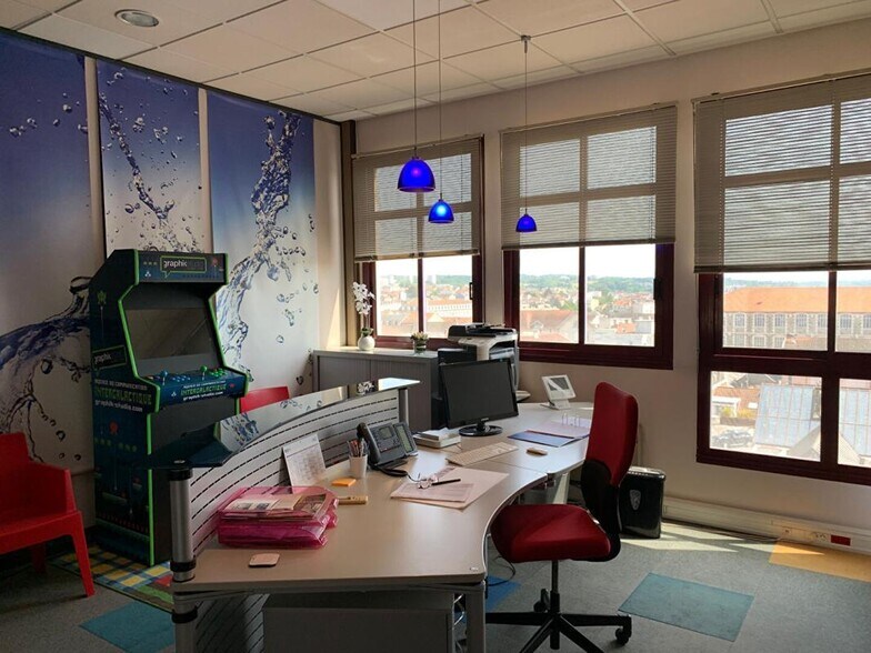 Bureau dans Limoges à louer - Photo du bâtiment - Image 3 de 15
