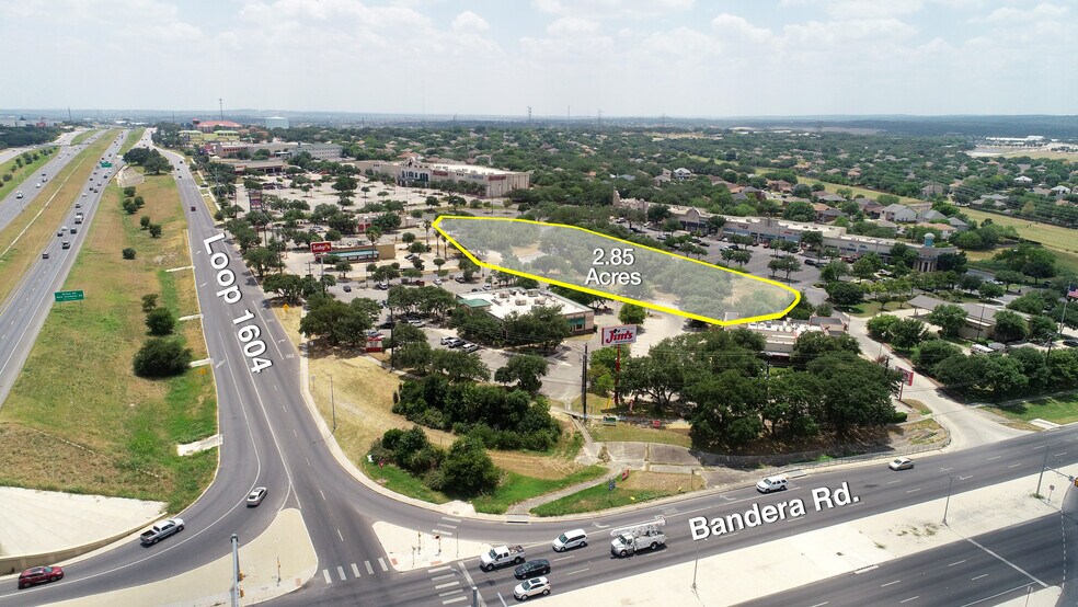 Bandera Road at Loop, San Antonio, TX à vendre - Aérien - Image 1 de 5