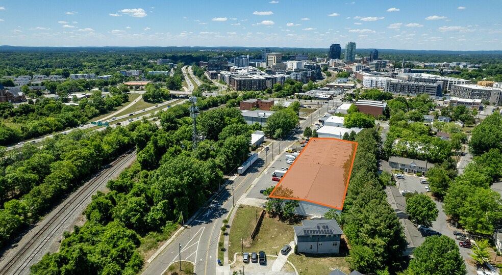 907-915 Ramseur St, Durham, NC à louer - Photo du bâtiment - Image 2 de 6