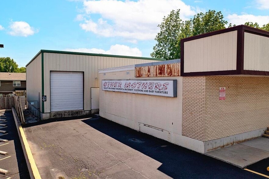 1430 W Kearney St, Springfield, MO for lease - Building Photo - Image 3 of 5