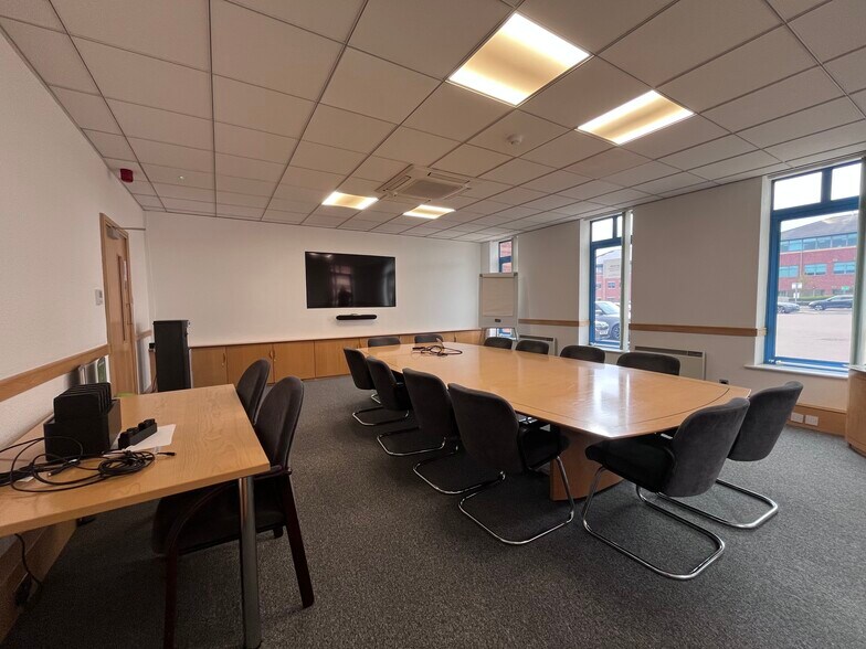 Westpoint Rd, Thornaby à vendre - Photo du bâtiment - Image 3 de 13