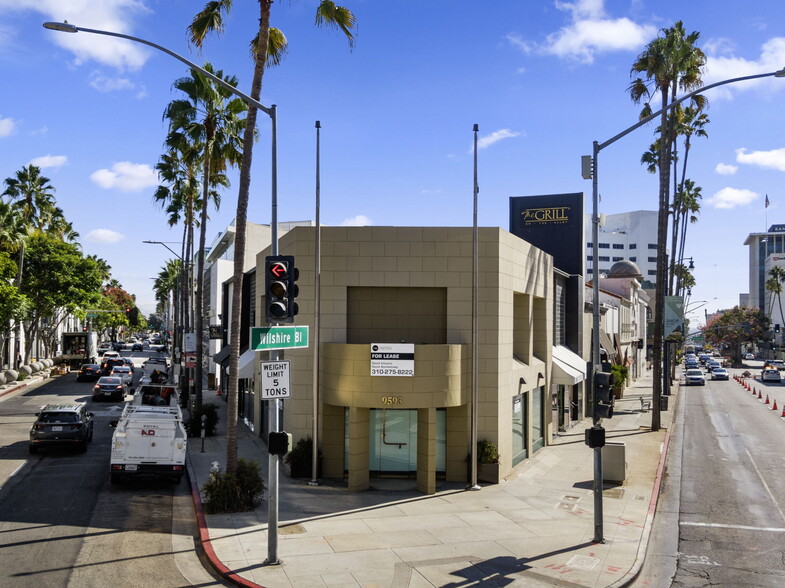 9562-9566 Dayton Blvd, Beverly Hills, CA for lease - Building Photo - Image 1 of 18