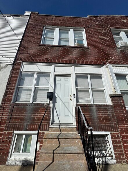 81 Property Rental Portfolio in Philly portefeuille de 2 propriétés à vendre sur LoopNet.ca - Photo du bâtiment - Image 2 de 6