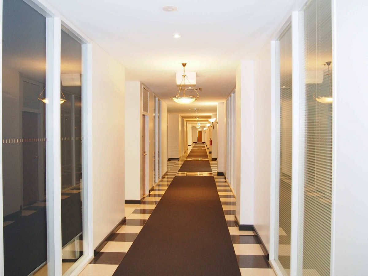368 St Kilda Rd, Melbourne, VIC 3004 - Unit 413 - - Interior Photo - Image 1 of 1
