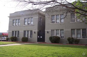 5200 Reiger Ave, Dallas, TX à vendre - Photo du bâtiment - Image 2 de 4