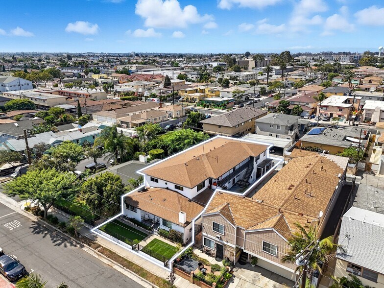 12539 York Ave, Hawthorne, CA à vendre - Photo du bâtiment - Image 3 de 14