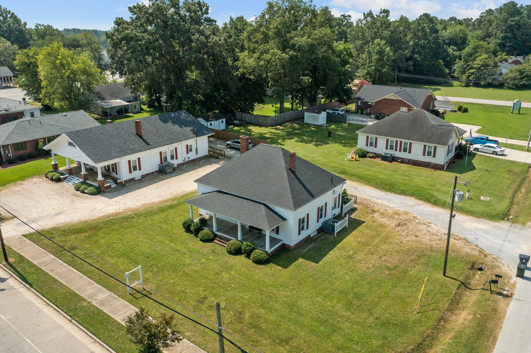 209 W Front St, Lillington, NC for sale Building Photo- Image 1 of 20