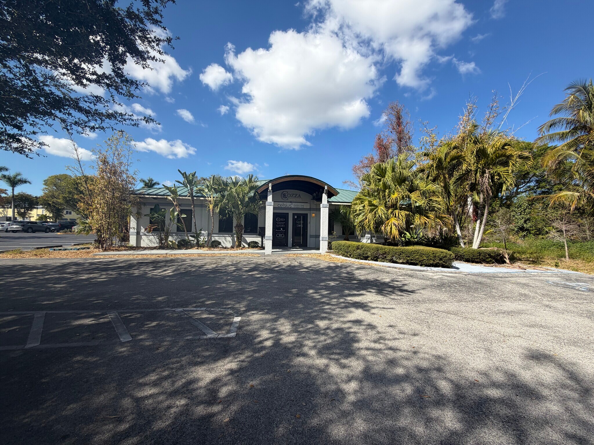 13379 McGregor Blvd, Fort Myers, FL for lease Primary Photo- Image 1 of 2