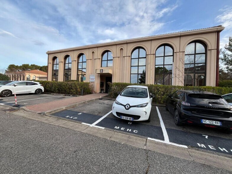 11 Boulevard De La Grande Thumine, Aix-en-Provence for lease - Building Photo - Image 2 of 12