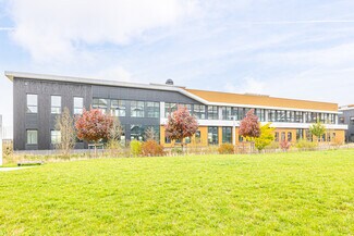 Plus de détails pour Bureau, Local d'activités à louer