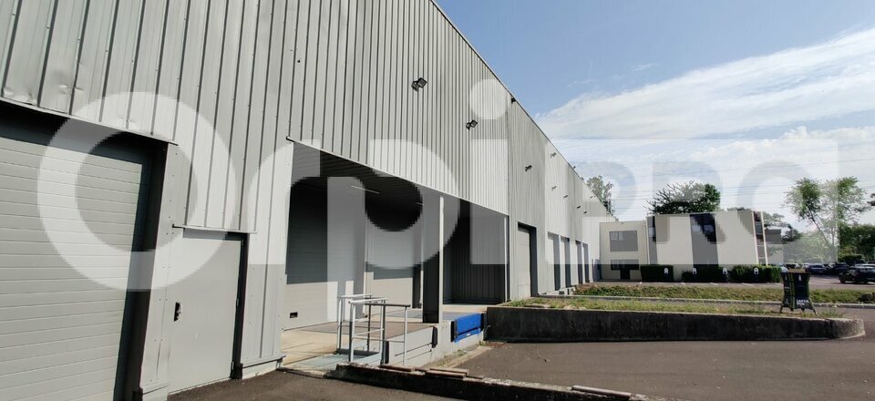 Flex dans Lisses à louer - Photo du bâtiment - Image 2 de 12