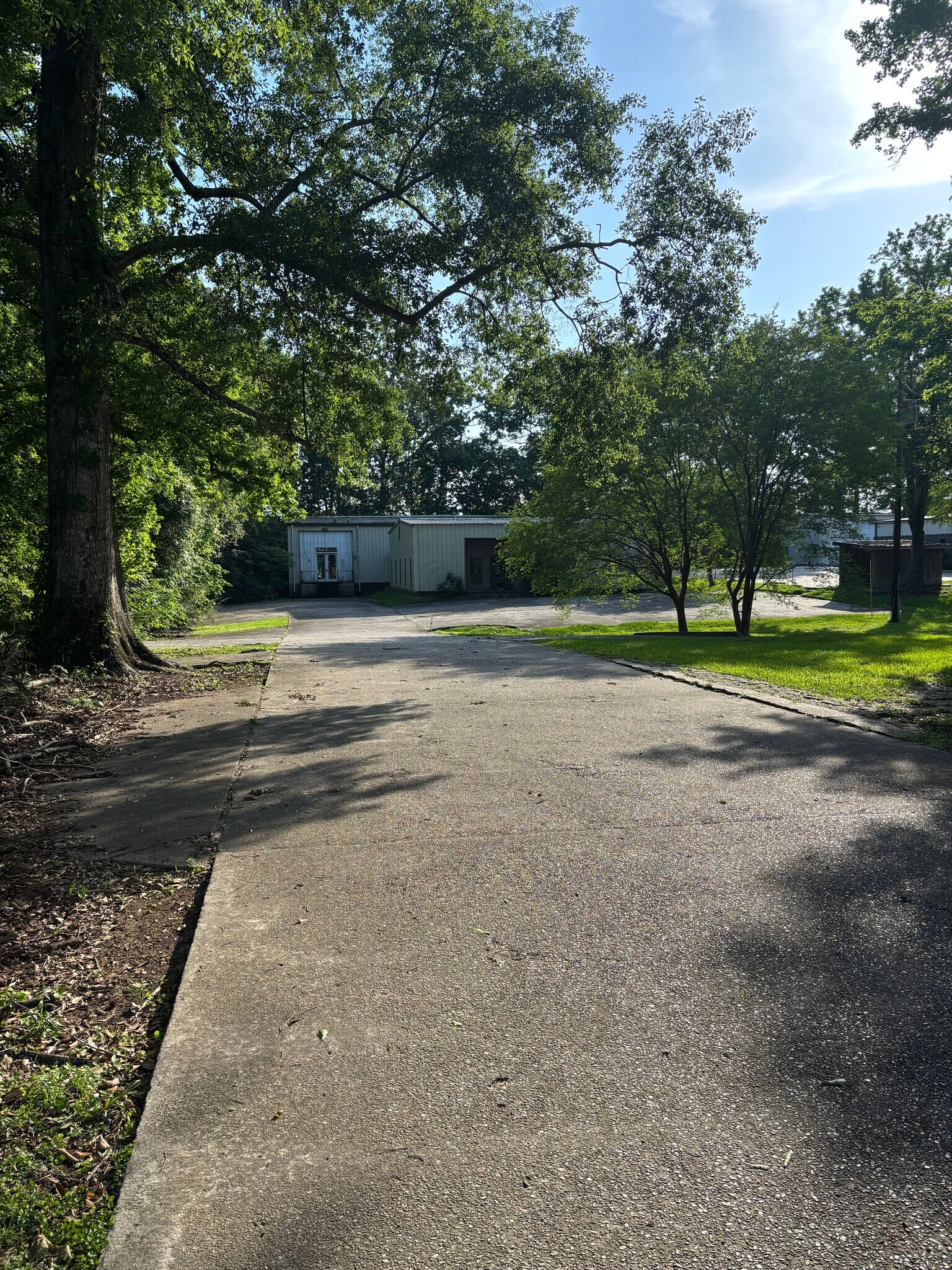 636 Highlandia Dr, Baton Rouge, LA à vendre Photo principale- Image 1 de 2