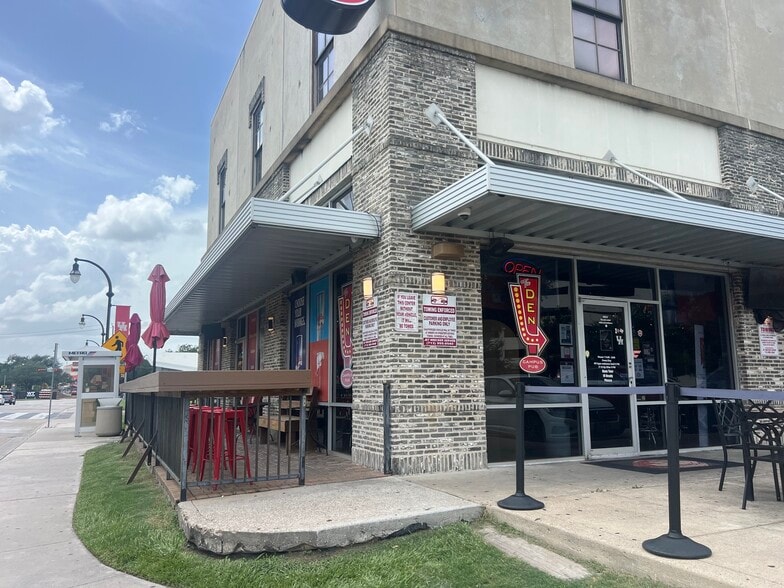 4835 Martin Luther King Blvd, Houston, TX for lease - Building Photo - Image 1 of 12