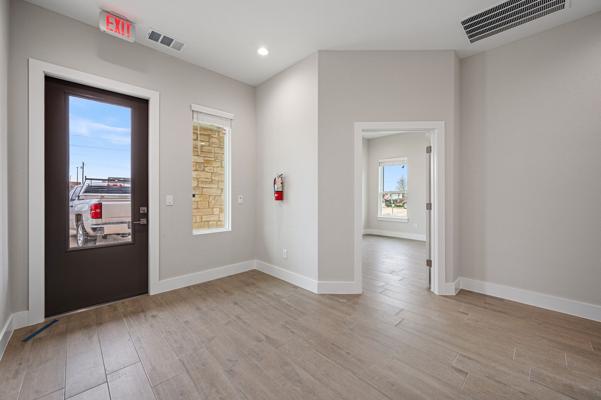 2951 FM 1460, Georgetown, TX for lease Primary Photo- Image 1 of 28