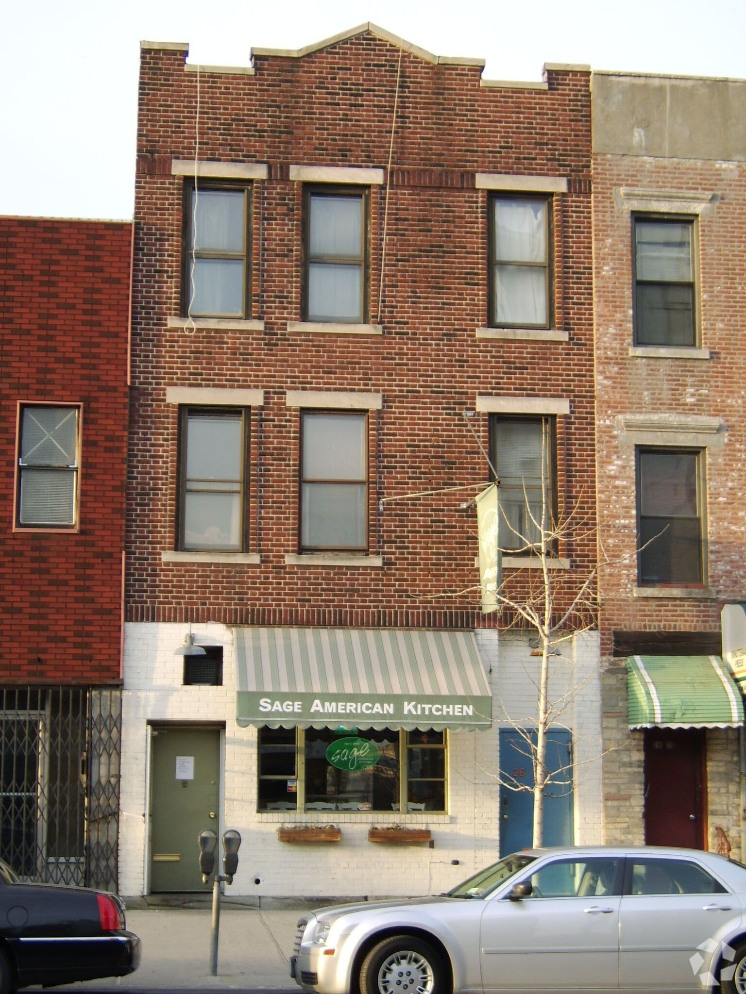 26-21 Jackson Ave, Long Island City, NY for lease Primary Photo- Image 1 of 2