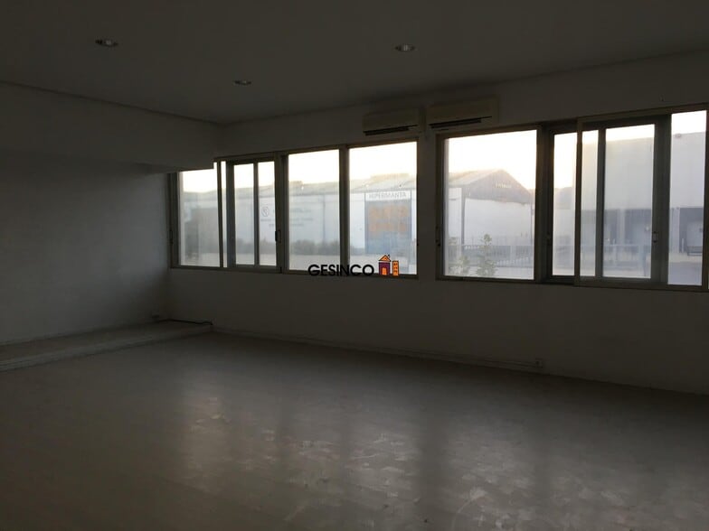 Retail in Ontinyent, Valencia for lease - Building Photo - Image 3 of 9