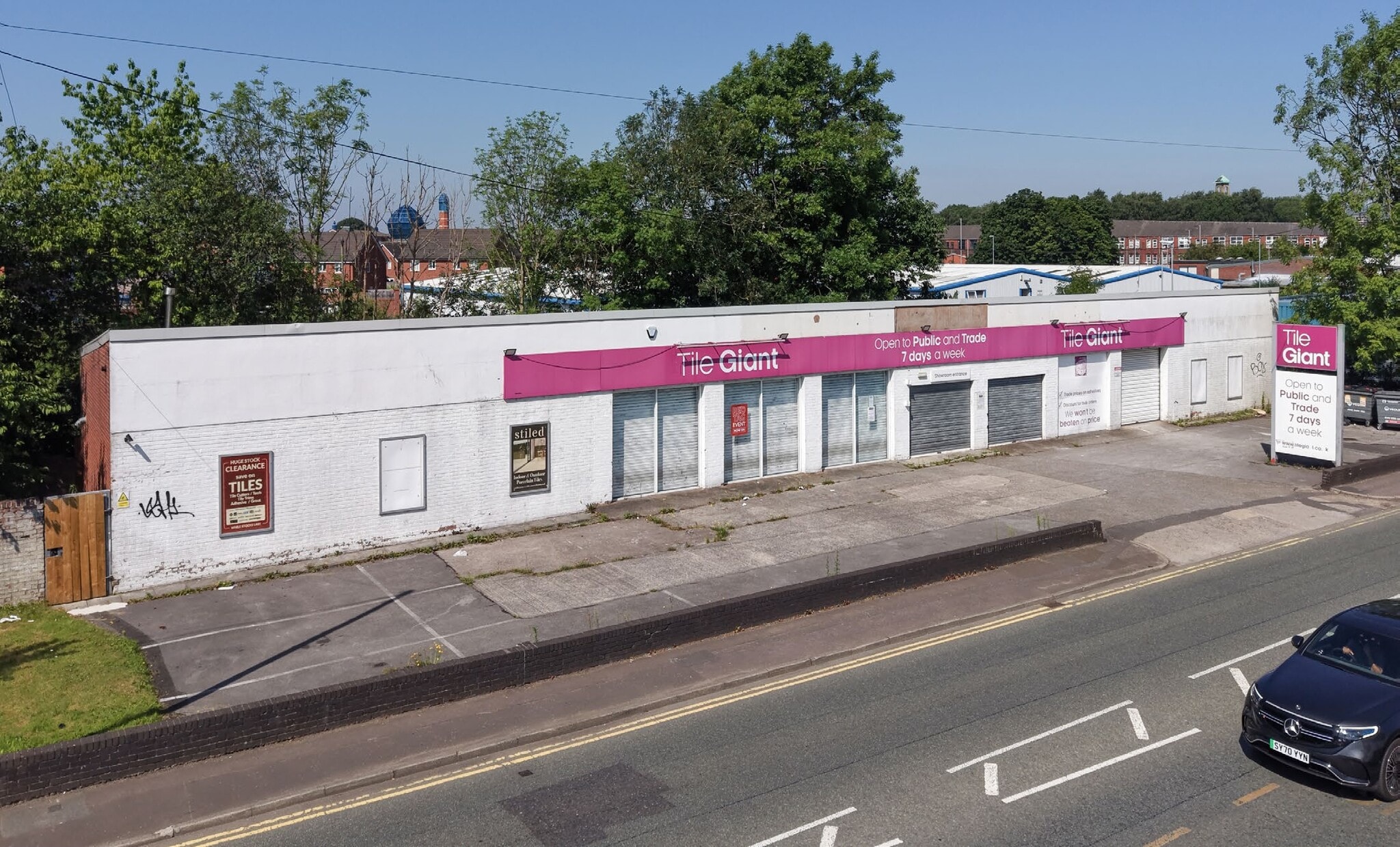 40 Oldham Rd, Rochdale for sale Primary Photo- Image 1 of 5