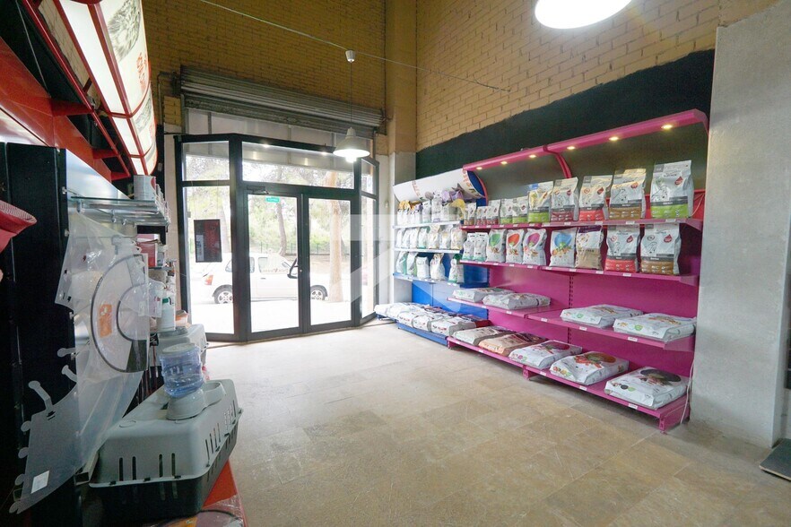 Retail in Tarragona, Tarragona for lease - Building Photo - Image 3 of 5