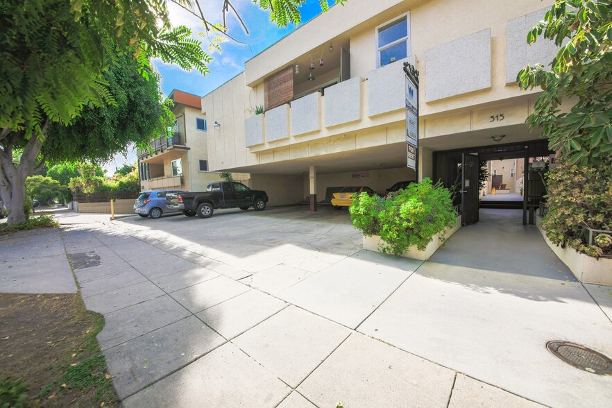 515 N Alfred St, West Hollywood, CA à vendre - Photo du b timent - Image 3 de 9