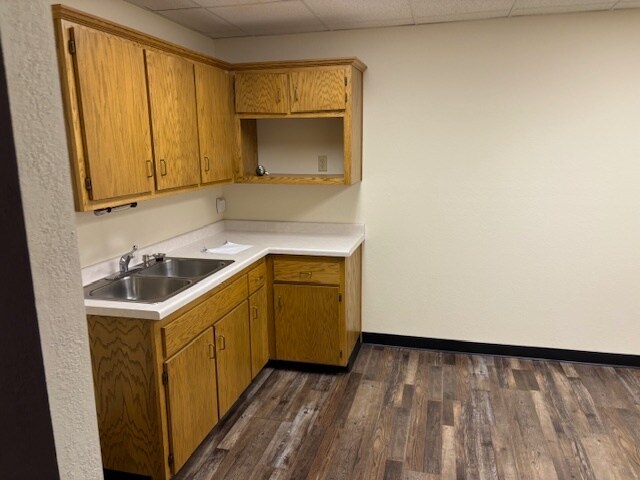 941 Ashwaubenon St, Green Bay, WI à louer - Photo du bâtiment - Image 2 de 26