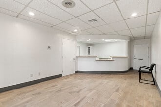 244 N Jackson Ave, San Jose, CA à louer Photo intérieure- Image 1 de 10