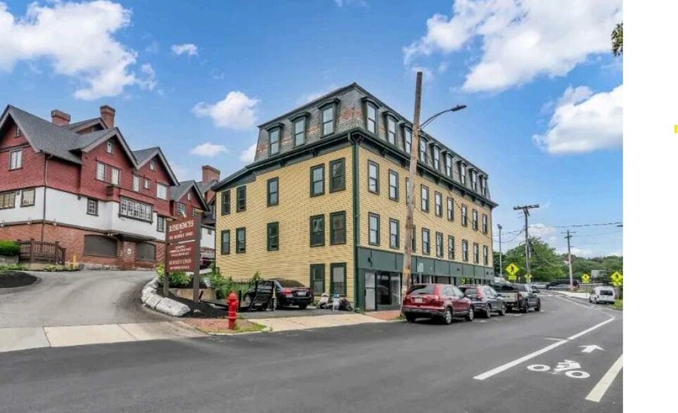 2 Charles St, Methuen, MA à louer - Photo du bâtiment - Image 2 de 7