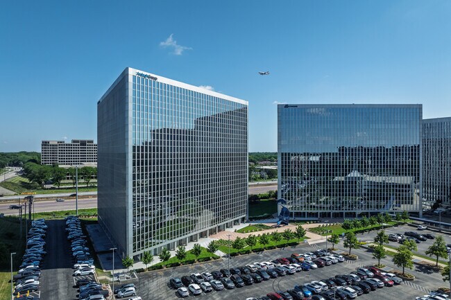 More details for 8770 W Bryn Mawr Ave, Chicago, IL - Office for Lease