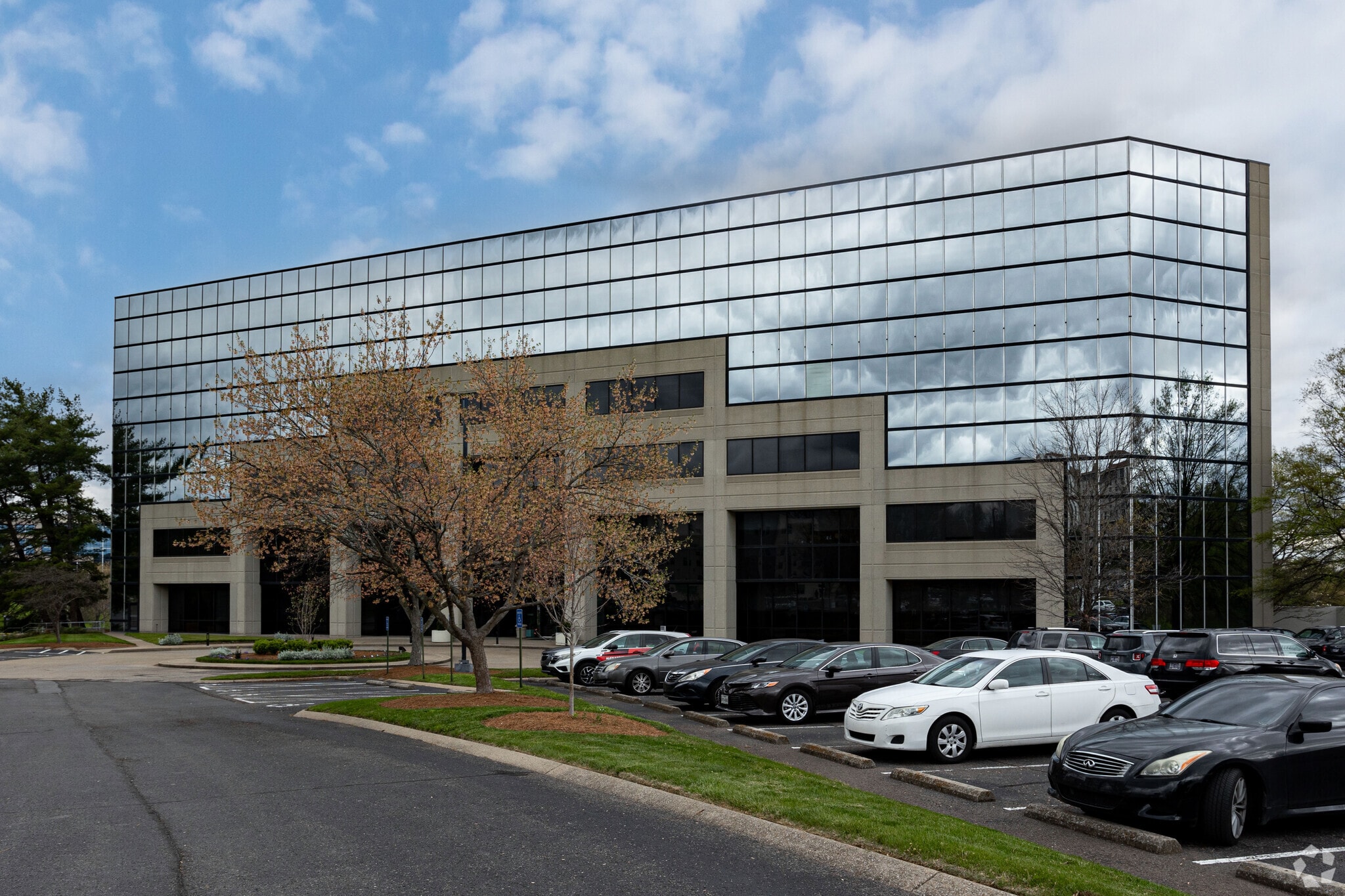 15 Century Blvd, Nashville, TN for lease Primary Photo- Image 1 of 11