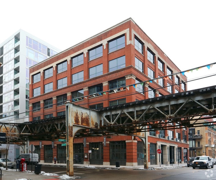 303 W Erie St, Chicago, IL for lease - Building Photo - Image 2 of 23