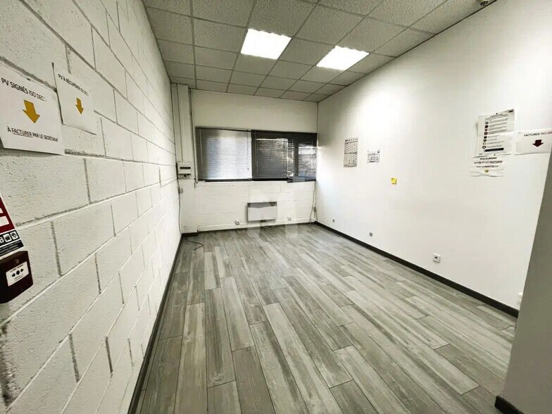 Flex dans Évry-Courcouronnes à louer - Photo intérieure - Image 3 de 9