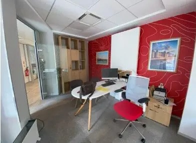 Commerce de détail dans Paris à louer Photo intérieure- Image 1 de 5