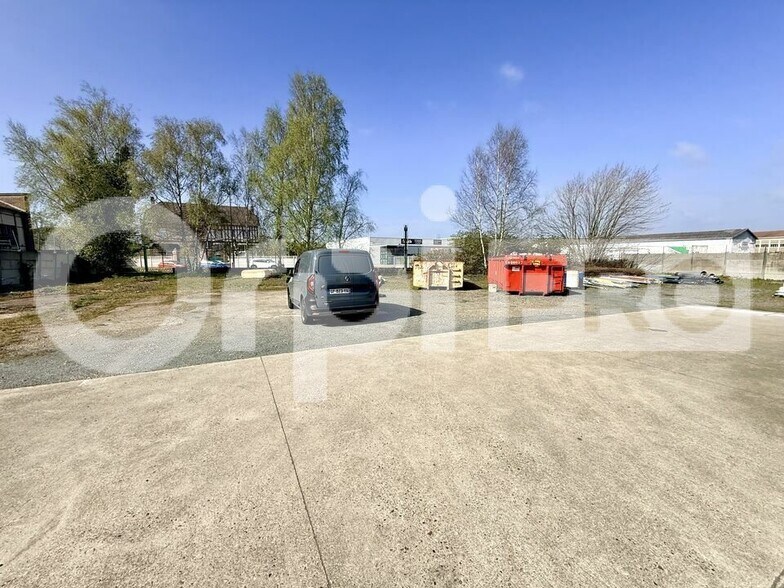 Industrial in Le Havre for lease - Building Photo - Image 3 of 12