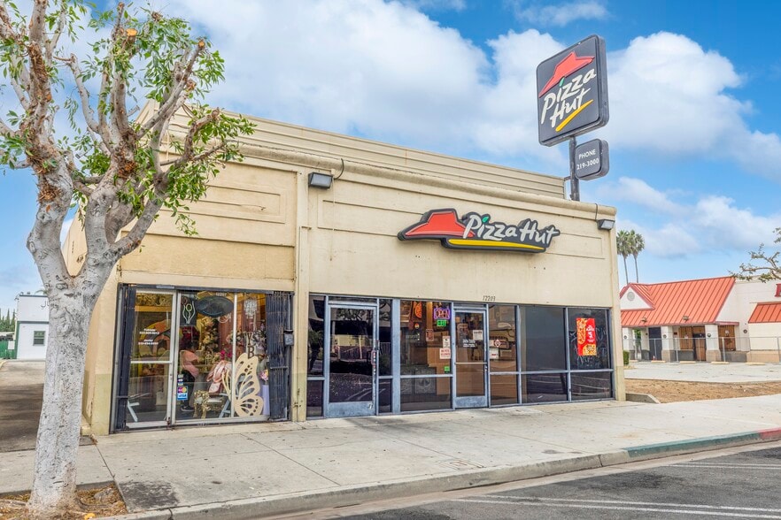 12203 Hawthorne Blvd, Hawthorne, CA for sale - Building Photo - Image 2 of 39