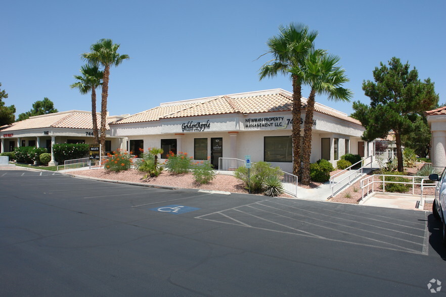 7456 W Sahara Ave, Las Vegas, NV for lease - Building Photo - Image 3 of 5