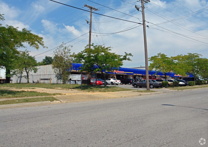2015 Family Cir, Lexington, KY à louer - Photo du bâtiment - Image 3 de 41