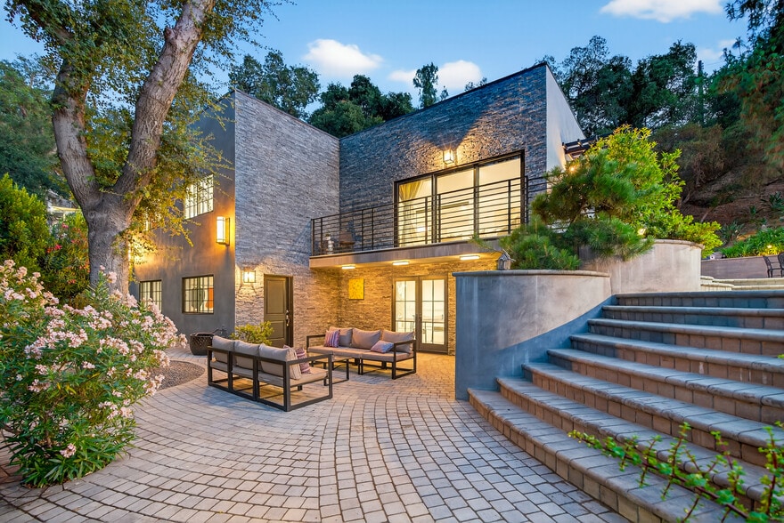 7572 McGroarty Ter, Tujunga, CA for sale - Primary Photo - Image 1 of 1