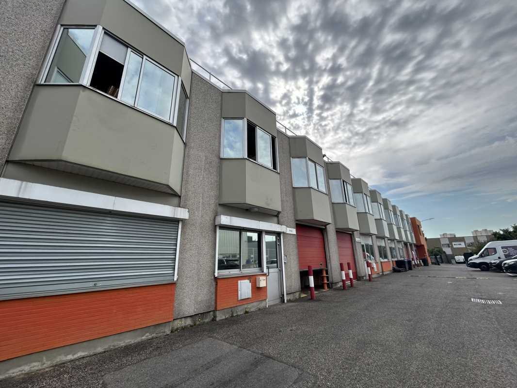 Flex dans Villejuif à louer Photo du bâtiment- Image 1 de 14