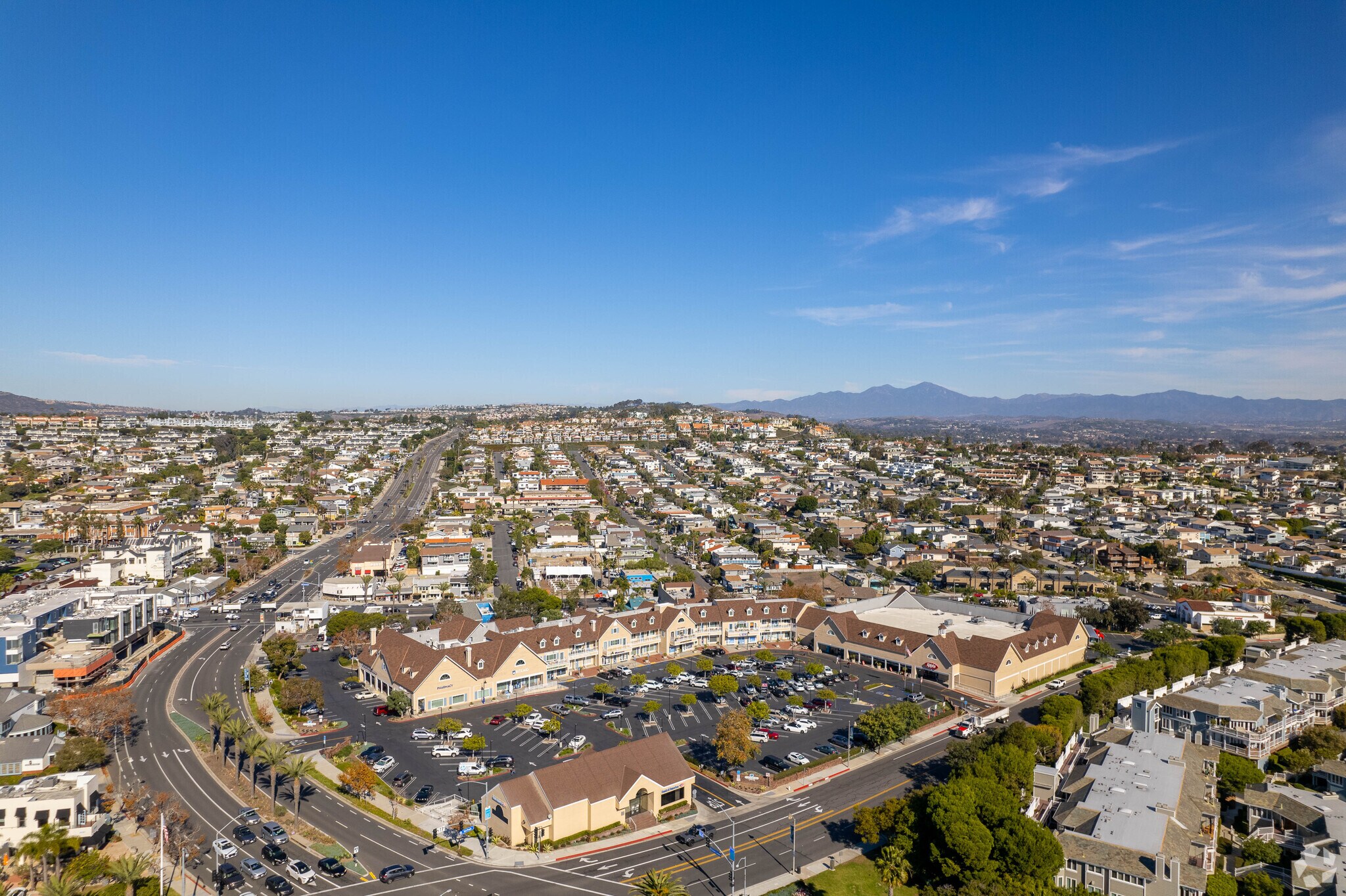 24821-24871 Del Prado, Dana Point, CA à louer Photo principale- Image 1 de 11
