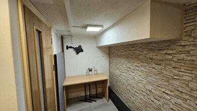 118 Stepney Way, Londres à louer Photo intérieure- Image 2 de 3