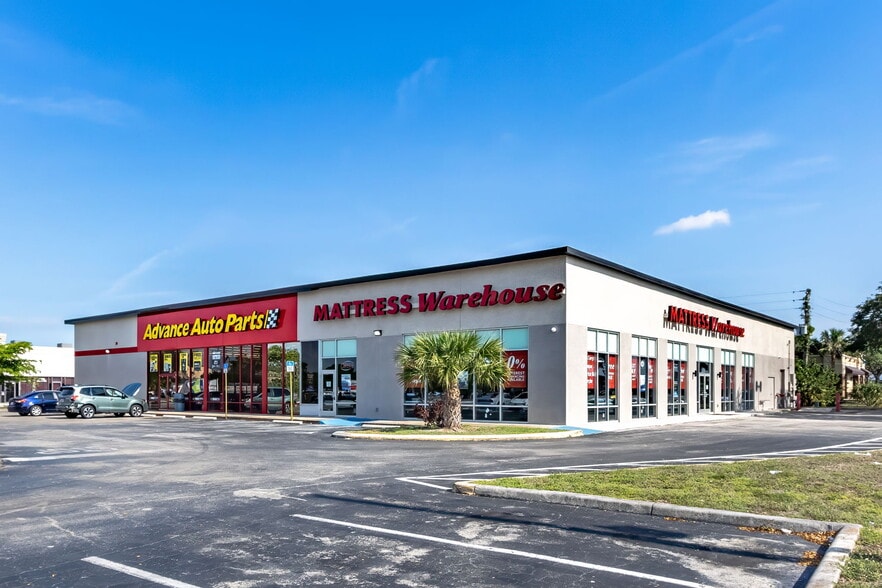 5050 S Cleveland Ave, Fort Myers, FL for sale - Primary Photo - Image 1 of 1